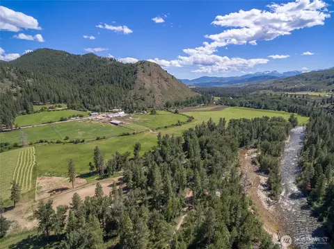 579 Eastside Chewuch Rd, Winthrop, WA 98862
