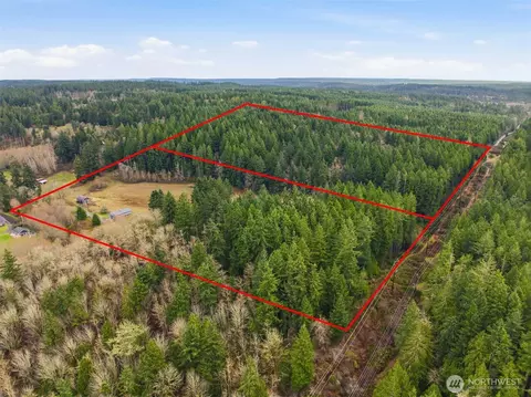 22628 Holgar Ct NE, Poulsbo, WA 98370
