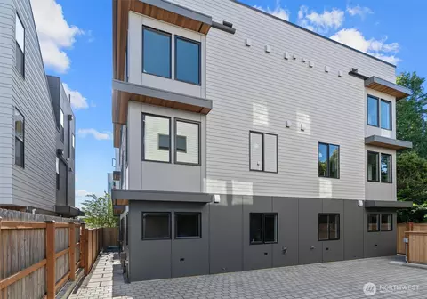 4519 D Bagley Ave N, Seattle, WA 98103