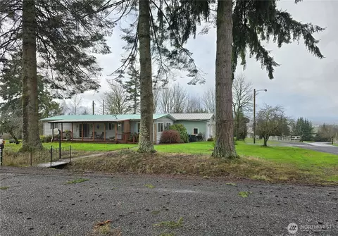 120 Valley View Dr, Chehalis, WA 98532