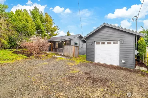 3216 Bennett Dr, Bellingham, WA 98225