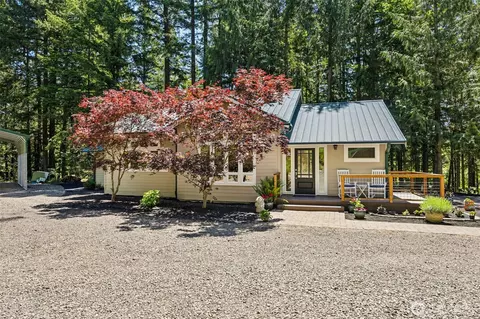14507 Plum Nelly Ln SE, Rainier, WA 98576