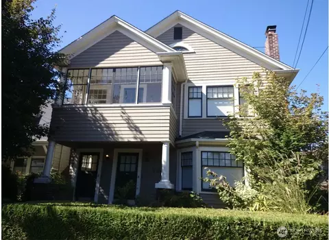 3305 37th Ave S, Seattle, WA 98144