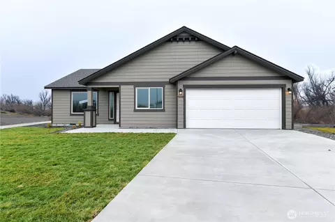 4258 W Sandy Ct, Moses Lake, WA 98837