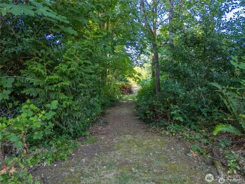 16621 188th Ave SE #1&2, Renton, WA 98058