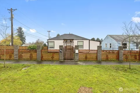 4640 E G St, Tacoma, WA 98404