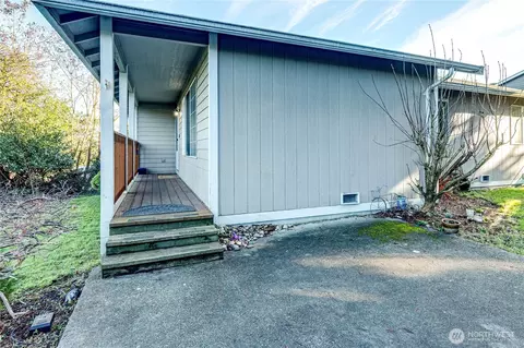 Other - 1716 Scenic Dr, Everett, WA 98203 photo 4 of 4