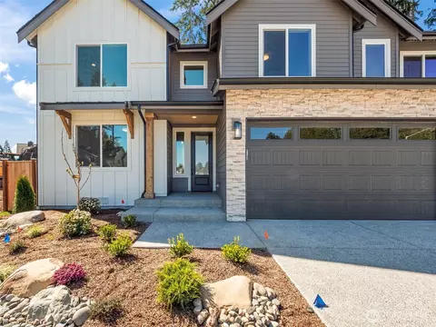11608 194th Ave E, Bonney Lake, WA 98391