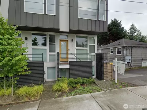 1271 N 145th St, Seattle, WA 98133