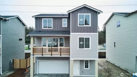 18523 SE 271st Ct, Covington, WA 98042