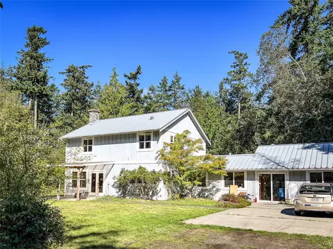 45 Robbins Rd, Nordland, WA 98358