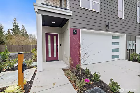 5015 144th St SW #A1, Edmonds, WA 98026