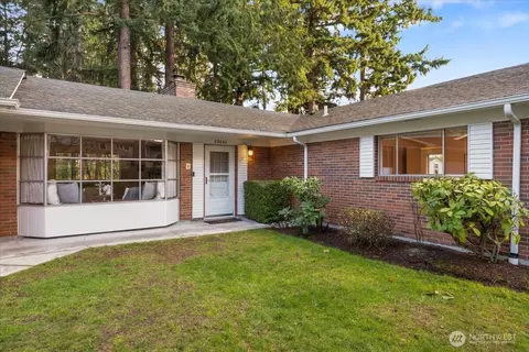 29640 11th Pl S, Federal Way, WA 98003