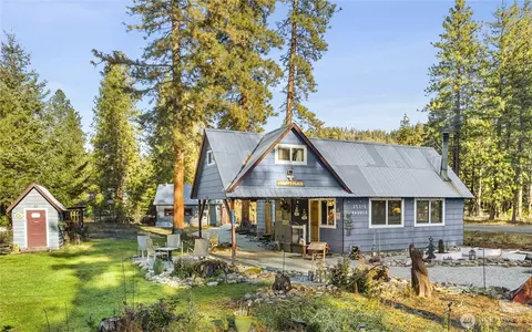 25316 Saddle St, Leavenworth, WA 98826