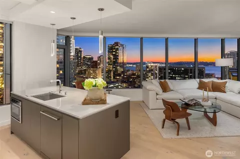 2510 6th Ave #1804, Seattle, WA 98121