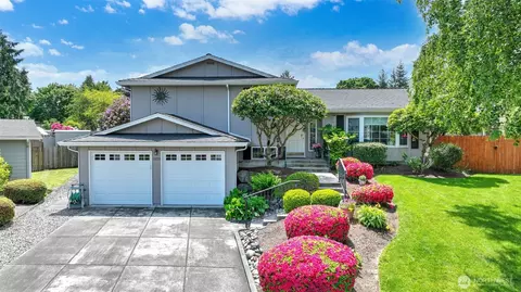 13735 SE 172nd St, Renton, WA 98058
