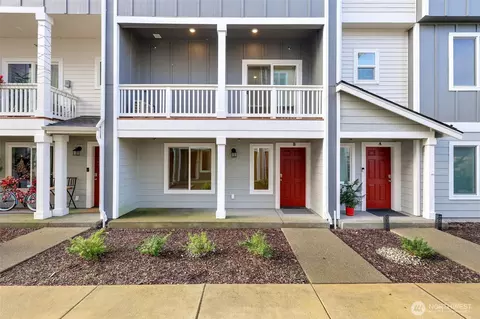 3226 Juno Ct NE #B, Lacey, WA 98516