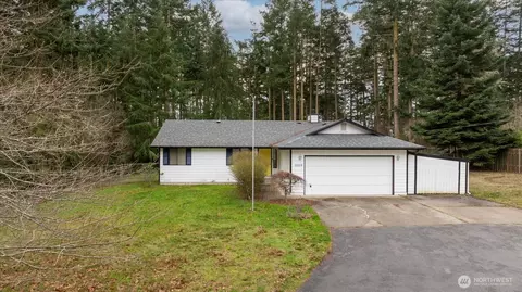 2295 Wellman Pl, Oak Harbor, WA 98277