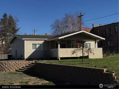 108 Wheatland Dr, Waitsburg, WA 99361