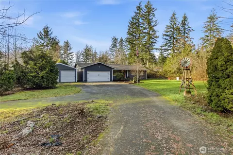 770 E Cedar St, Belfair, WA 98528 photo 2