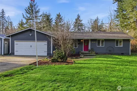 770 E Cedar St, Belfair, WA 98528