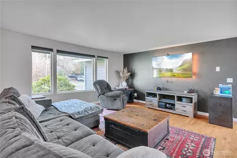 770 E Cedar St, Belfair, WA 98528 photo 7