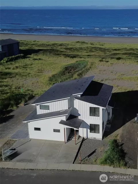1409 S Cohasset Crst, Westport, WA 98595