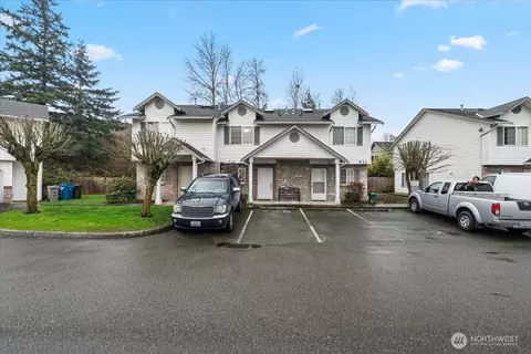 931 4th Ave N #102, Kent, WA 98032