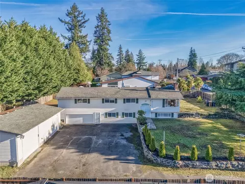 4565 43rd St NE, Tacoma, WA 98422