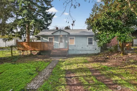 7226 S D St, Tacoma, WA 98408