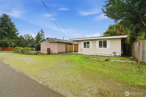 12203 48th Ave S #A & B, Tukwila, WA 98178