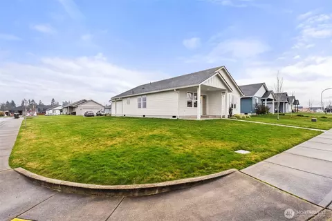 Exterior - 504 Powell Ave, Winlock, WA 98596 photo 2 of 7
