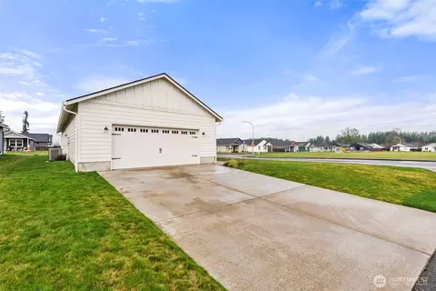 Exterior - 504 Powell Ave, Winlock, WA 98596 photo 7 of 7