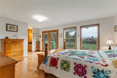Bedroom - 39619 254th Ave SE, Enumclaw, WA 98022 photo 1 of 3