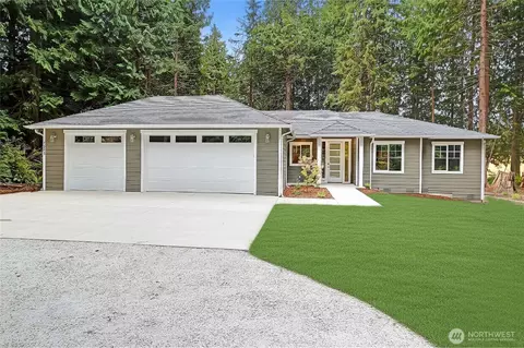 2802 Park Dr, Camano Island, WA 98282