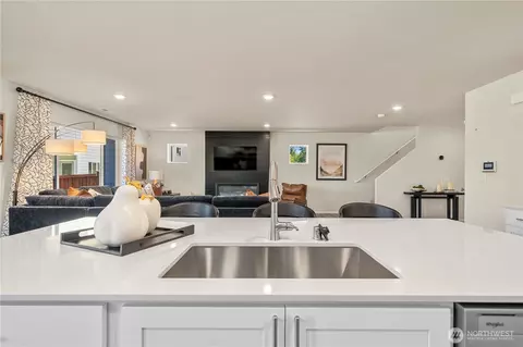 Kitchen - 13430 323rd Ave SE, Sultan, WA 98294 photo 6 of 6