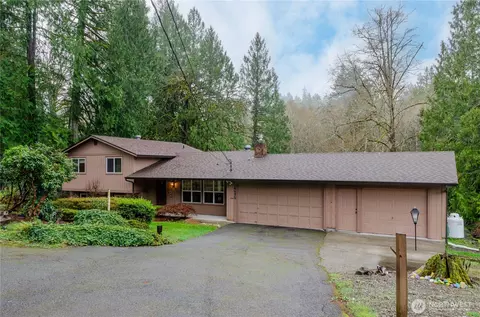6696 Crest Dr SE, Port Orchard, WA 98367