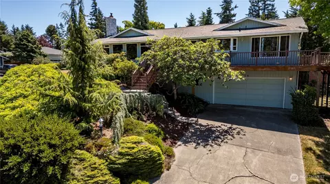 179 Hurricane Ridge Dr, Sequim, WA 98382