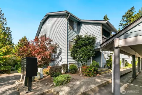2630 S 226th St #C101, Des Moines, WA 98198