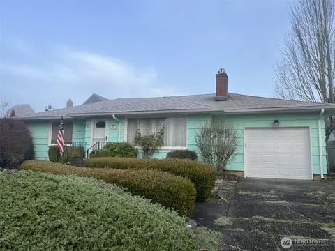 8811 Veterans Dr SW, Lakewood, WA 98498