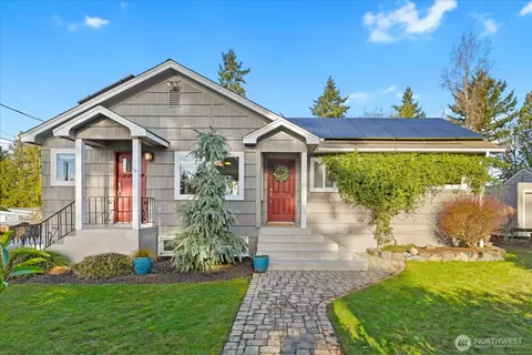1001 Maple St, Edmonds, WA 98020