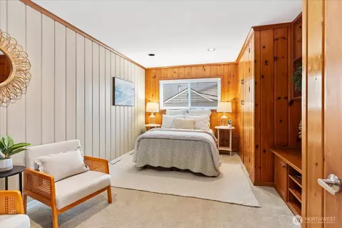 Bedroom - 1001 Maple St, Edmonds, WA 98020 photo 5 of 6