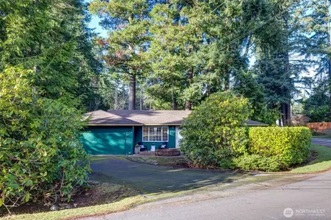 16345 Fremont Pl N, Shoreline, WA 98133