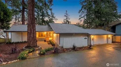 7808 89th Pl SE, Mercer Island, WA 98040