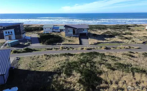 1332 Cohasset Crst N, Westport, WA 98595