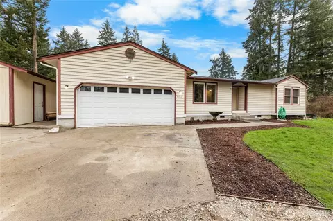 Exterior - 4512 244th Street Ct E, Spanaway, WA 98387 photo 5 of 7