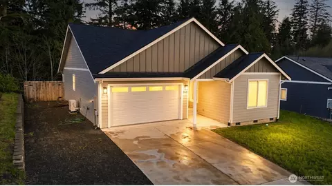 3108 Sanderling Dr, Hoquiam, WA 98550