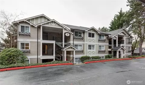 11303 NE 128th St #B201, Kirkland, WA 98034