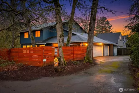 3102 NE Royal Oaks Dr, Vancouver, WA 98662