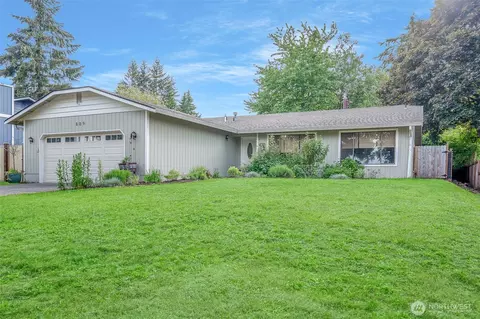 809 Cardigan St NW, Olympia, WA 98502